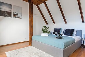 Lumina 2-level charming apart