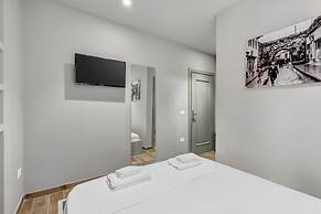 Villa Zoi A Stay to Remember I Guest House in Elbasan Castle