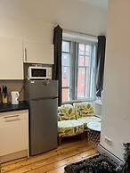 Cozy Edinburgh Apartment Escape