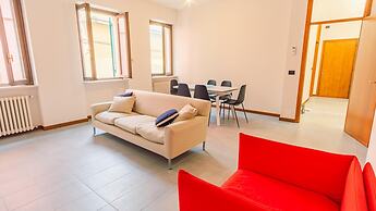 Piazza Garibaldi - Italian Homing