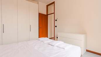 Piazza Garibaldi - Italian Homing