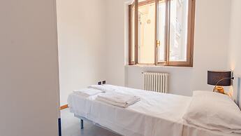 Piazza Garibaldi - Italian Homing