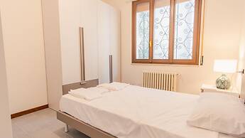 Piazza Garibaldi - Italian Homing