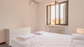 Piazza Garibaldi - Italian Homing