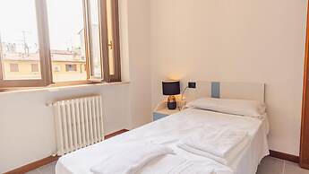 Piazza Garibaldi - Italian Homing