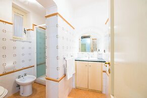 Homely City Apartment by Wonderful Italy