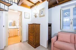 Homely City Apartment by Wonderful Italy