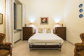 Homely City Apartment by Wonderful Italy