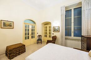 Homely City Apartment by Wonderful Italy