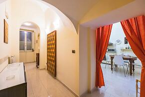 Homely City Apartment by Wonderful Italy
