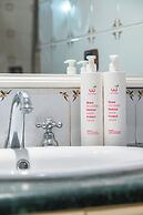 Homely City Apartment by Wonderful Italy