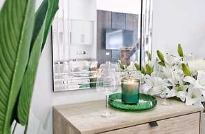 Blissful Bradford Apartment - City Center Gem