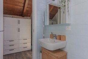 Skylight Home in Bellano