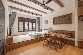 UNIQUE Creative - Wooden Design - Rooftop Jacuzzi