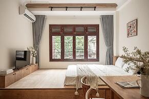 UNIQUE Creative - Wooden Design - Rooftop Jacuzzi