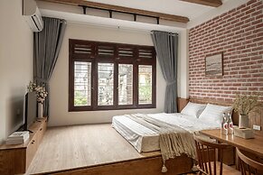 UNIQUE Creative - Wooden Design - Rooftop Jacuzzi