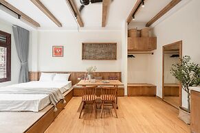 UNIQUE Creative - Wooden Design - Rooftop Jacuzzi