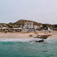Oceanfront 2bd Penthouse