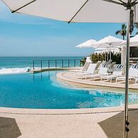 Oceanfront 2bd Penthouse