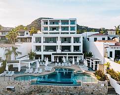 Oceanfront 2bd Penthouse