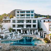 Oceanfront Spacious 3bd Residence