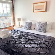 Boatman s Cottage Mousehole- Sleeps 4