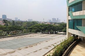 Restful 1Br Without Living Room Grand Kamala Lagoon Apartment