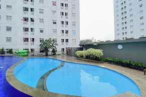 Comfort 2Br Green Pramuka City Apartment
