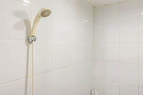 Comfort 2Br Green Pramuka City Apartment