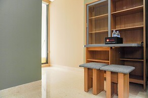 Nice And Homey 1Br Apartment At Southgate Residence