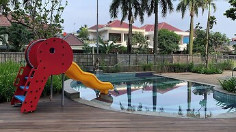 Nice And Homey 1Br Apartment At Southgate Residence