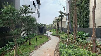 Nice And Homey 1Br Apartment At Southgate Residence