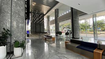 Good And Restful 1Br At The Smith Alam Sutera Apartment