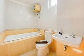 Relaxing Studio (Free Ipl & Utilities) Grand Palace Kemayoran Apartmen