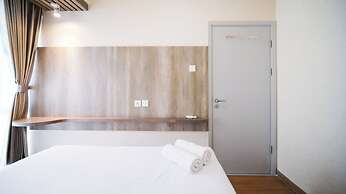 Nice And Comfortable Living 1Br At Grand Sungkono Lagoon Apartment