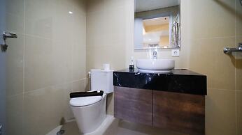 Nice And Comfortable Living 1Br At Grand Sungkono Lagoon Apartment