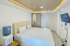 Modern Look Studio At Bassura City Apartment