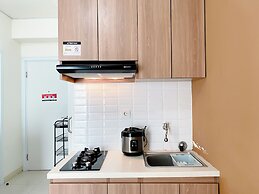 Comfort Designed 2Br Green Pramuka City Apartment