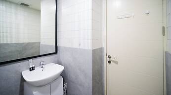 Restful And Tidy 2Br At Benson Supermall Mansion Apartment