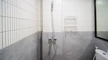 Restful And Tidy 2Br At Benson Supermall Mansion Apartment