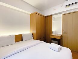 Spacious And Homey 2Br With Work Space At Meikarta Apartment