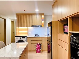 Spacious And Homey 2Br With Work Space At Meikarta Apartment