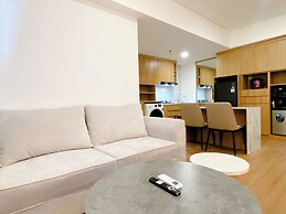 Spacious And Homey 2Br With Work Space At Meikarta Apartment