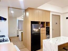 Spacious And Homey 2Br With Work Space At Meikarta Apartment