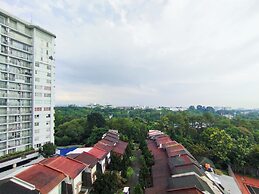 Stylish Studio At Apartment Beverly Dago