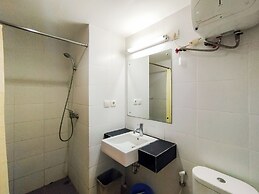 Stylish Studio At Apartment Beverly Dago