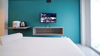 Comfortable And Clean Apartment Studio At Suncity Residence