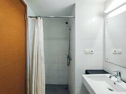 Trendy Studio At Apartment Beverly Dago