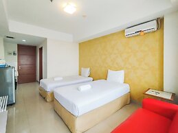 Trendy Studio At Apartment Beverly Dago