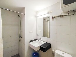 Trendy Studio At Apartment Beverly Dago